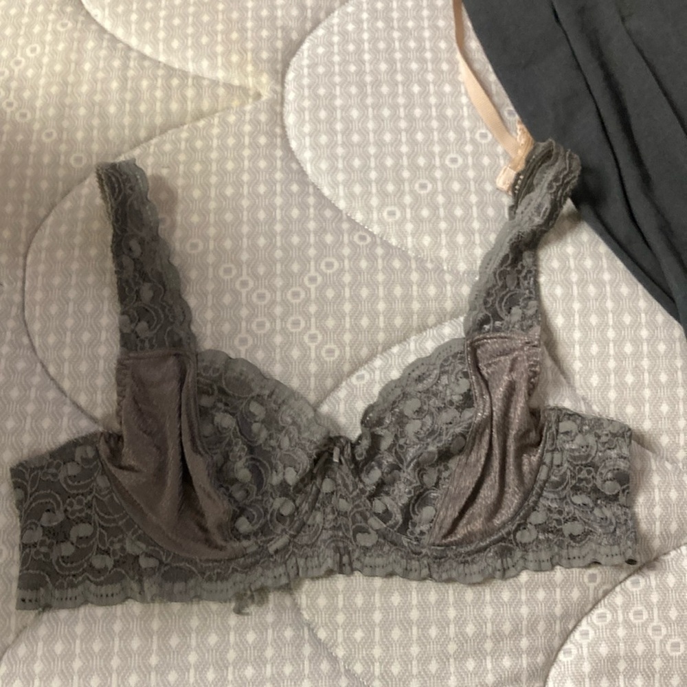 Gray lace bra 36B?